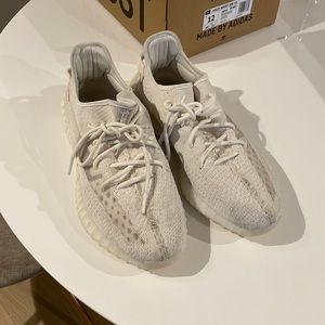 Yeezy Boost 350v2 “Bone”